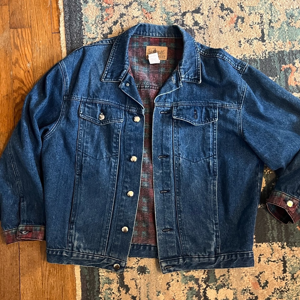 Vintage Blue Denim Jacket with Plaid Lining